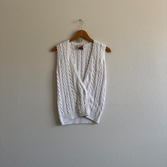 American Vintage Sweaters - Vintage White Cottage Core Knit Cardigan Button Vest size Small